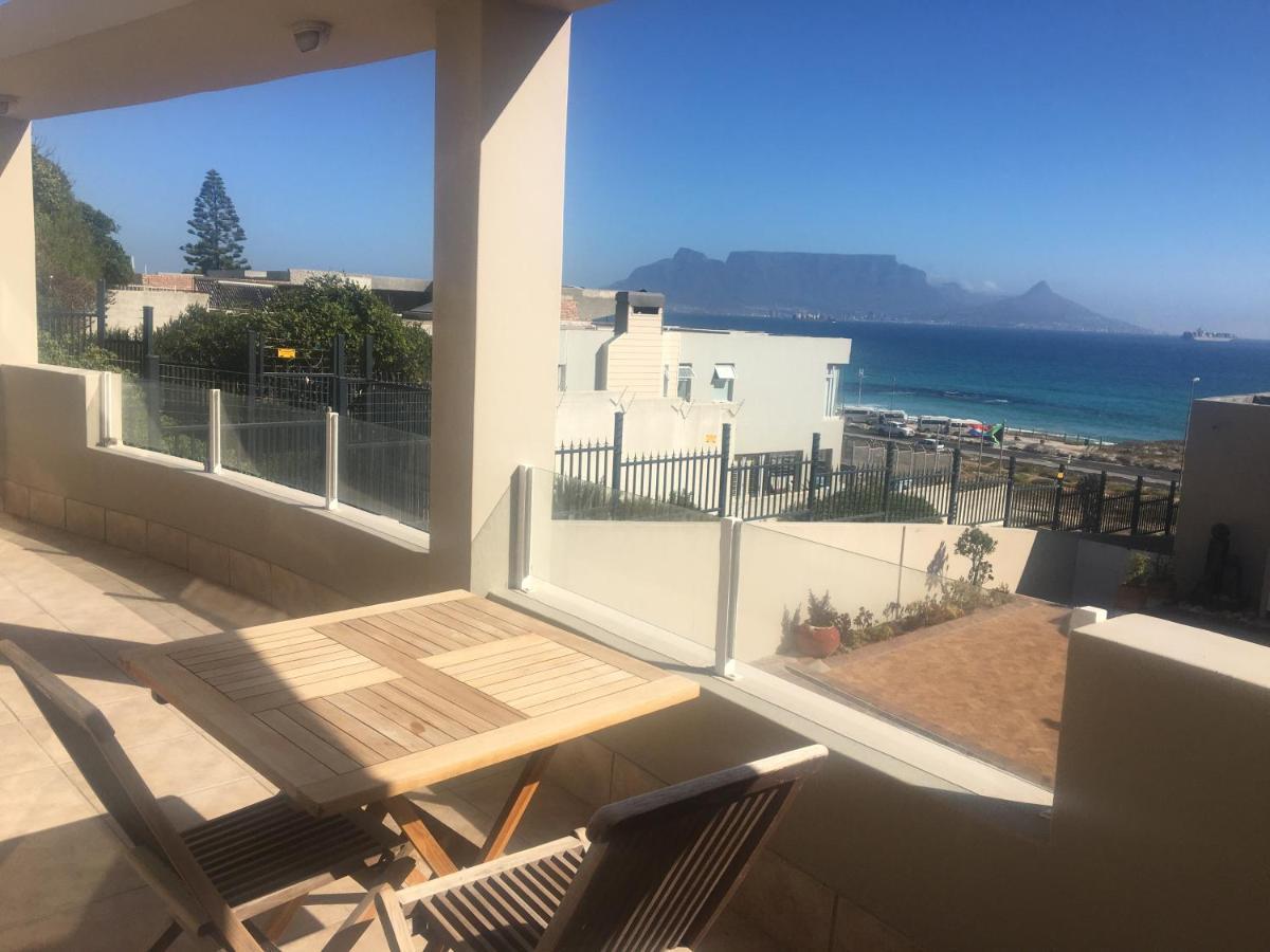 2Whitewaters Bloubergstrand Homestay Dış mekan fotoğraf